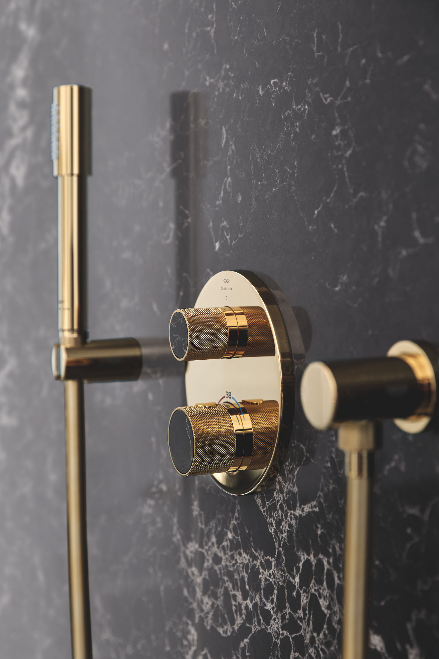 Grohe-Rainshower-hand-shower-holder-27074GL0-cool-sunrise,-round-rosette,-not-adjustable
